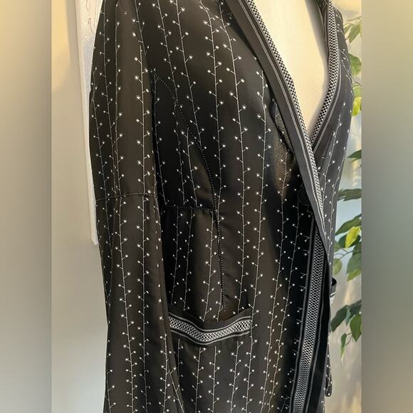 Max Studio Dressy Boho Loose Sheer Bell Sleeve Black Shirt Jacket Size Small - Picture 5 of 9